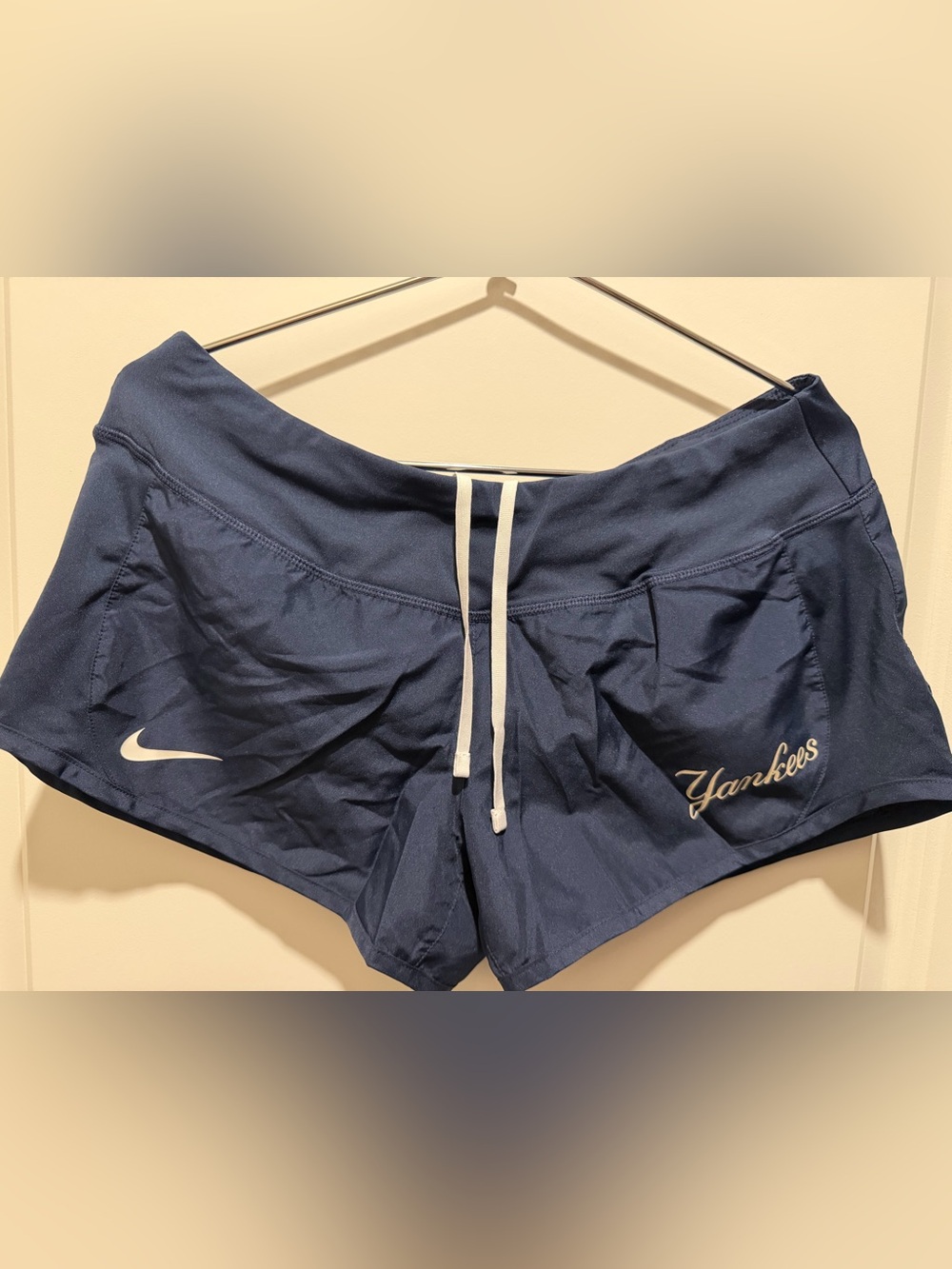 Women’s Nike Dri-Fit Yankees Athletic Shorts